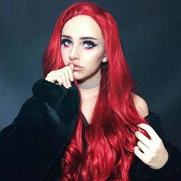 24” RED BODY WAVY LACEFRONT WIG NEW